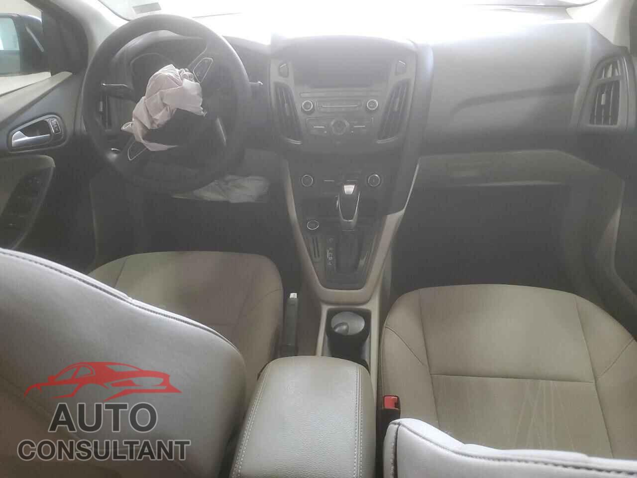 FORD FOCUS 2016 - 1FADP3K27GL288143