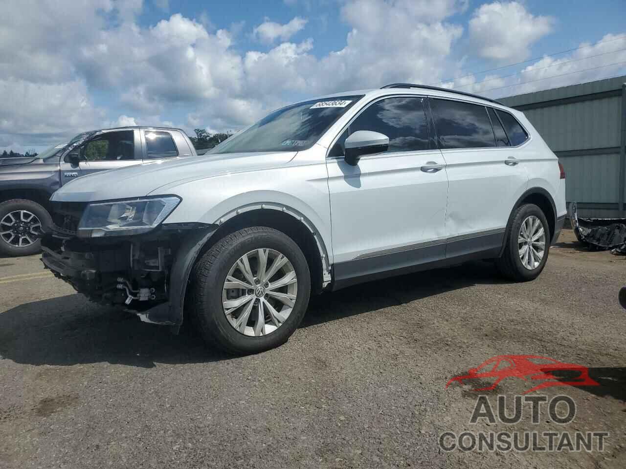 VOLKSWAGEN TIGUAN 2018 - 3VV2B7AXXJM140273