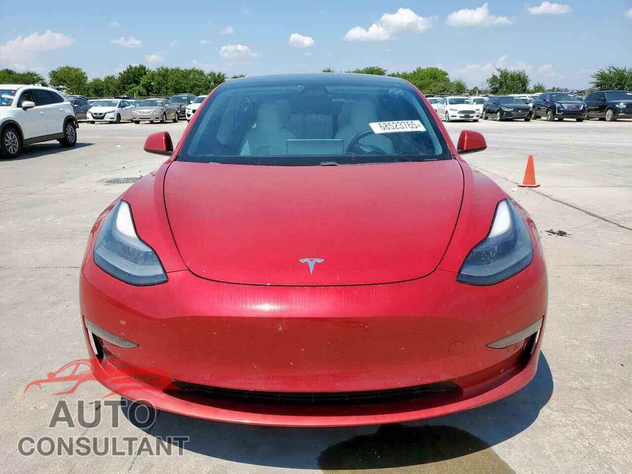TESLA MODEL 3 2021 - 5YJ3E1EAXMF964683