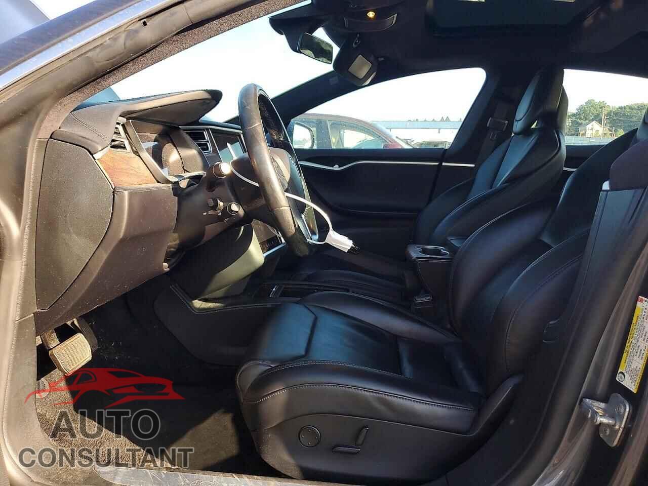TESLA MODEL S 2017 - 5YJSA1E28HF226824