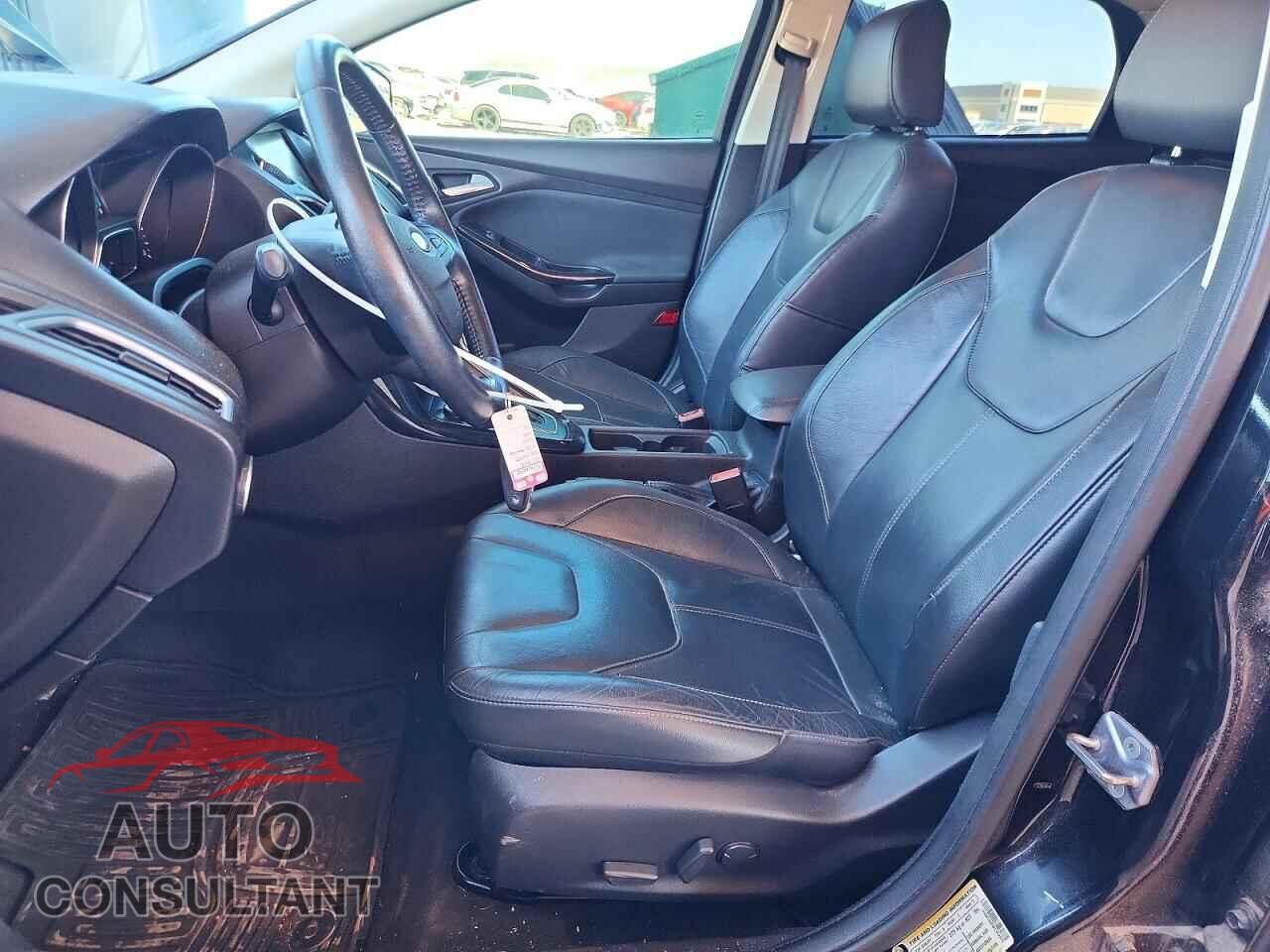 FORD FOCUS 2015 - 1FADP3N2XFL362875