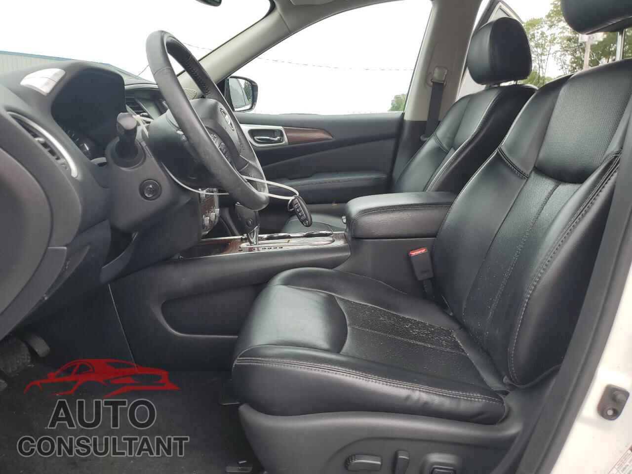 NISSAN PATHFINDER 2017 - 5N1DR2MN5HC683098