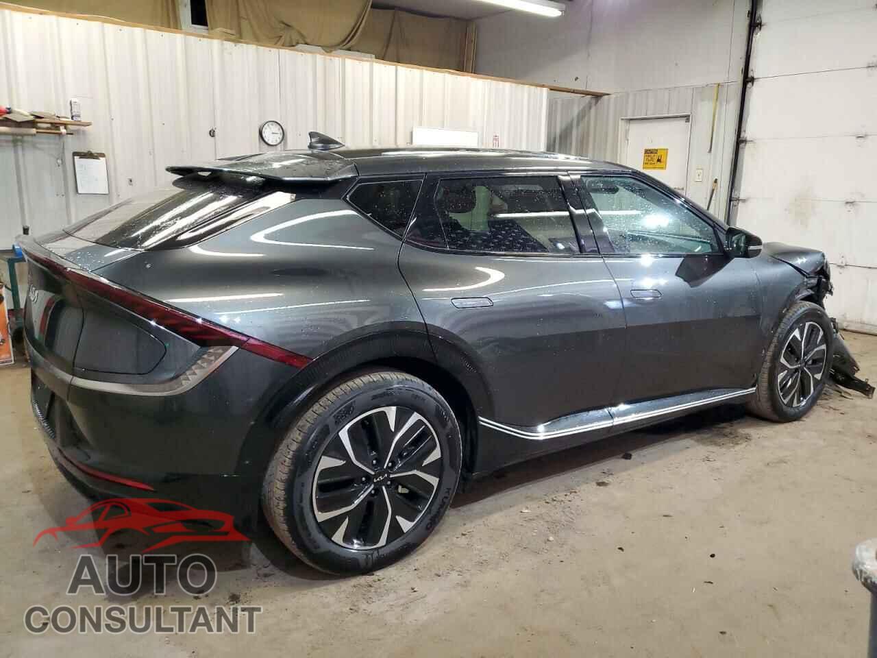 KIA EV6 LIGHT 2024 - KNDC34LA3R5214965
