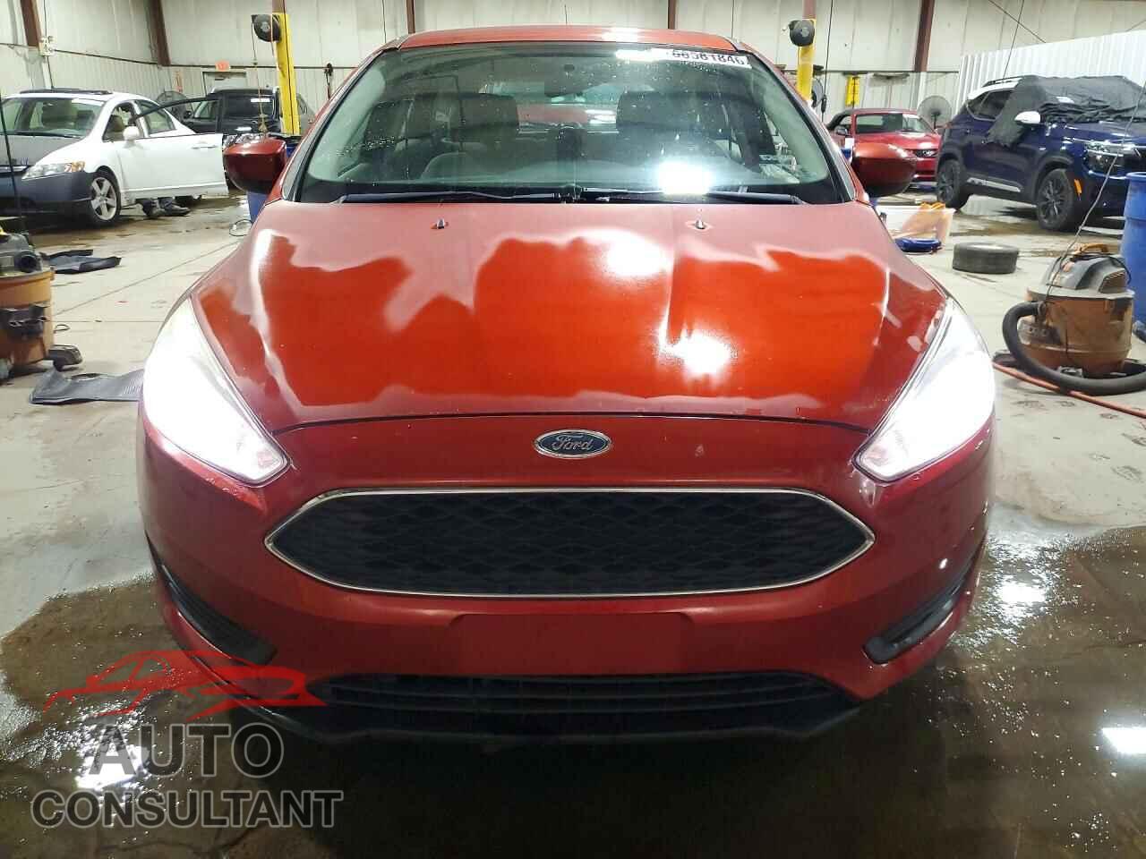 FORD FOCUS 2018 - 1FADP3K21JL252536