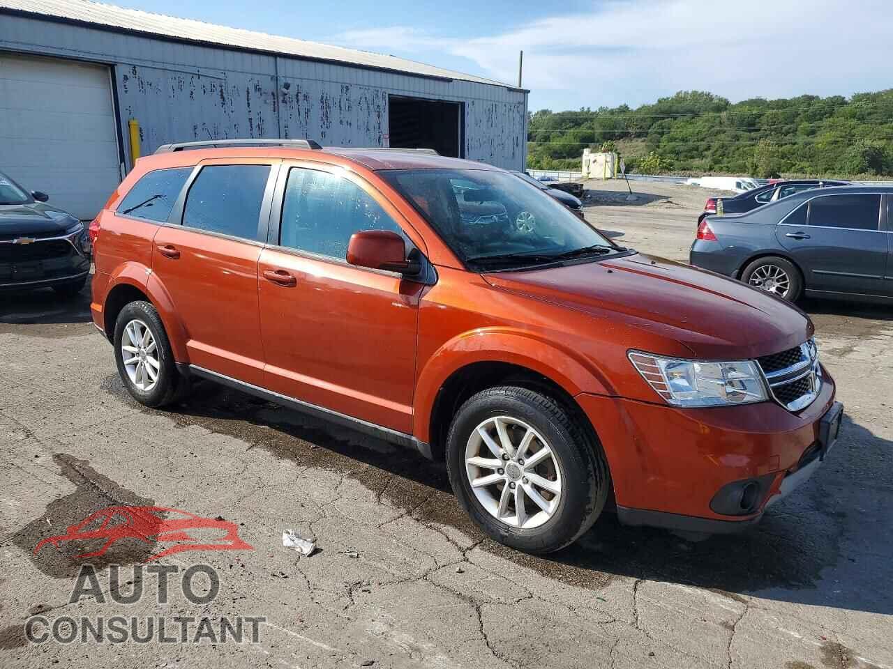 DODGE JOURNEY 2013 - 3C4PDCBG8DT704485