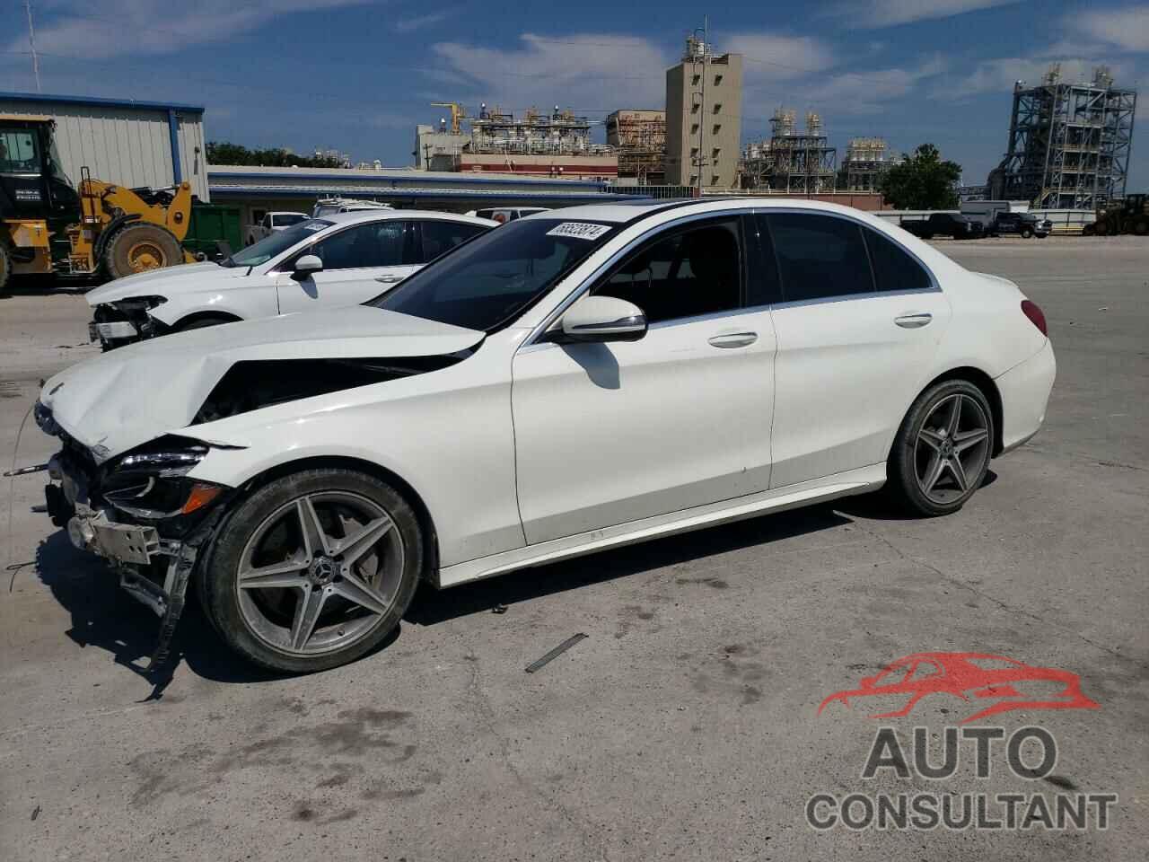 MERCEDES-BENZ C-CLASS 2018 - 55SWF4JB1JU278990