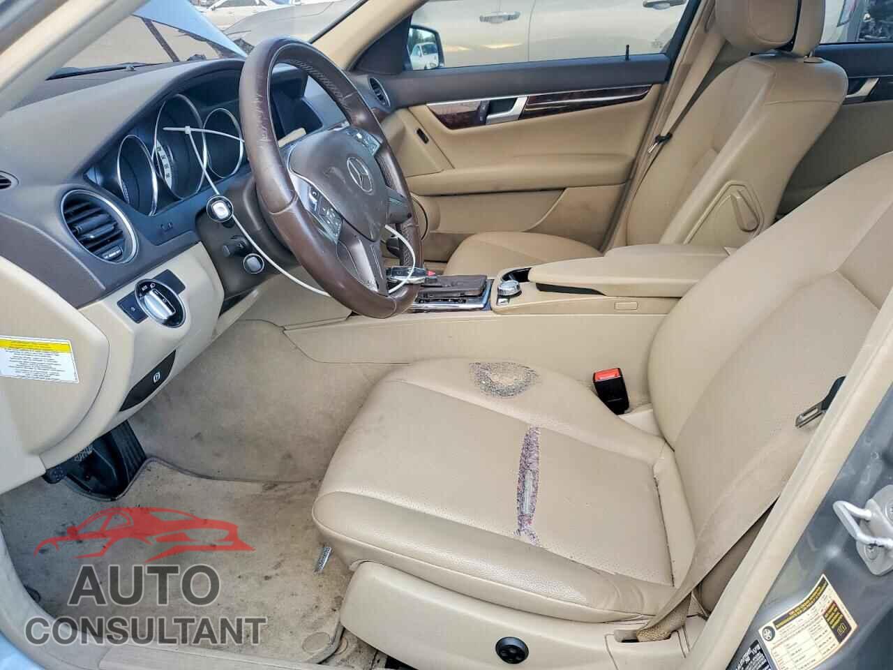 MERCEDES-BENZ C-CLASS 2013 - WDDGF8AB7DA817760