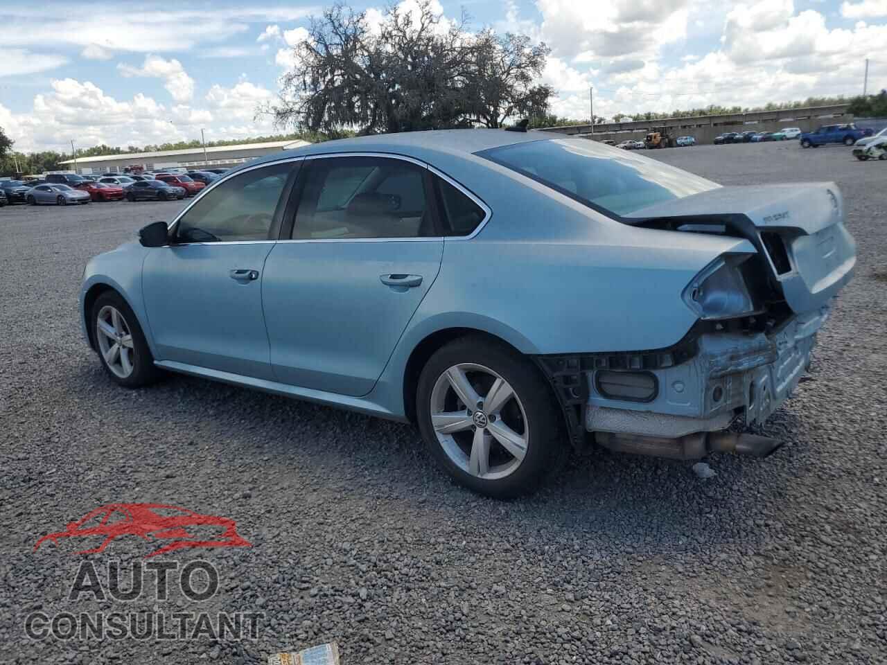 VOLKSWAGEN PASSAT 2012 - 1VWBP7A39CC080081