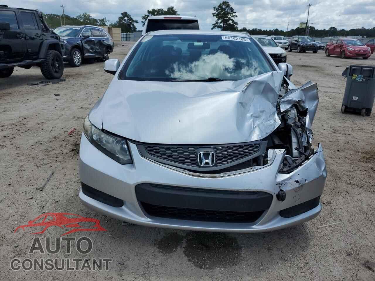HONDA CIVIC 2013 - 2HGFG3B51DH526642