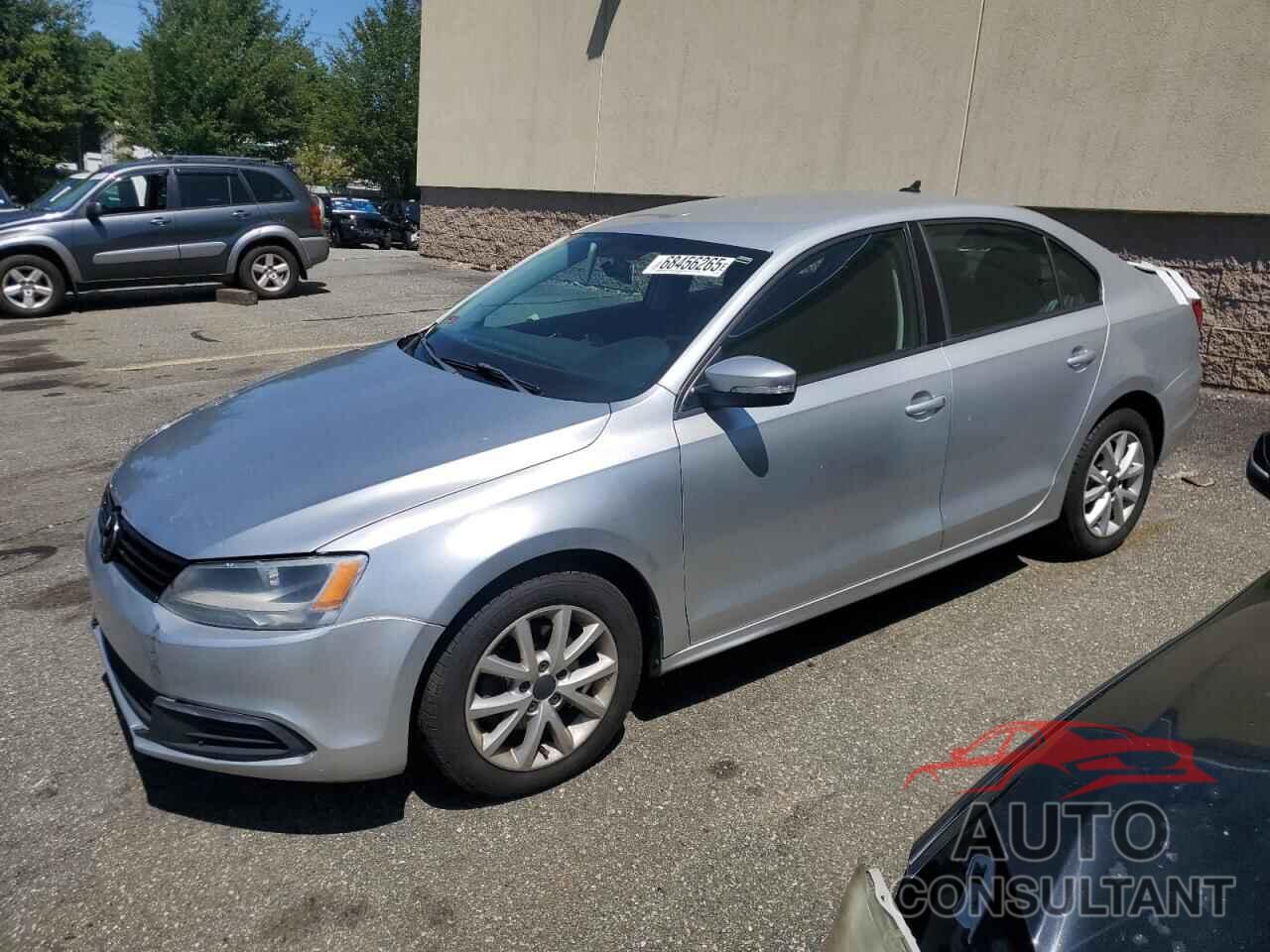 VOLKSWAGEN JETTA 2011 - 3VWDZ7AJ2BM343011