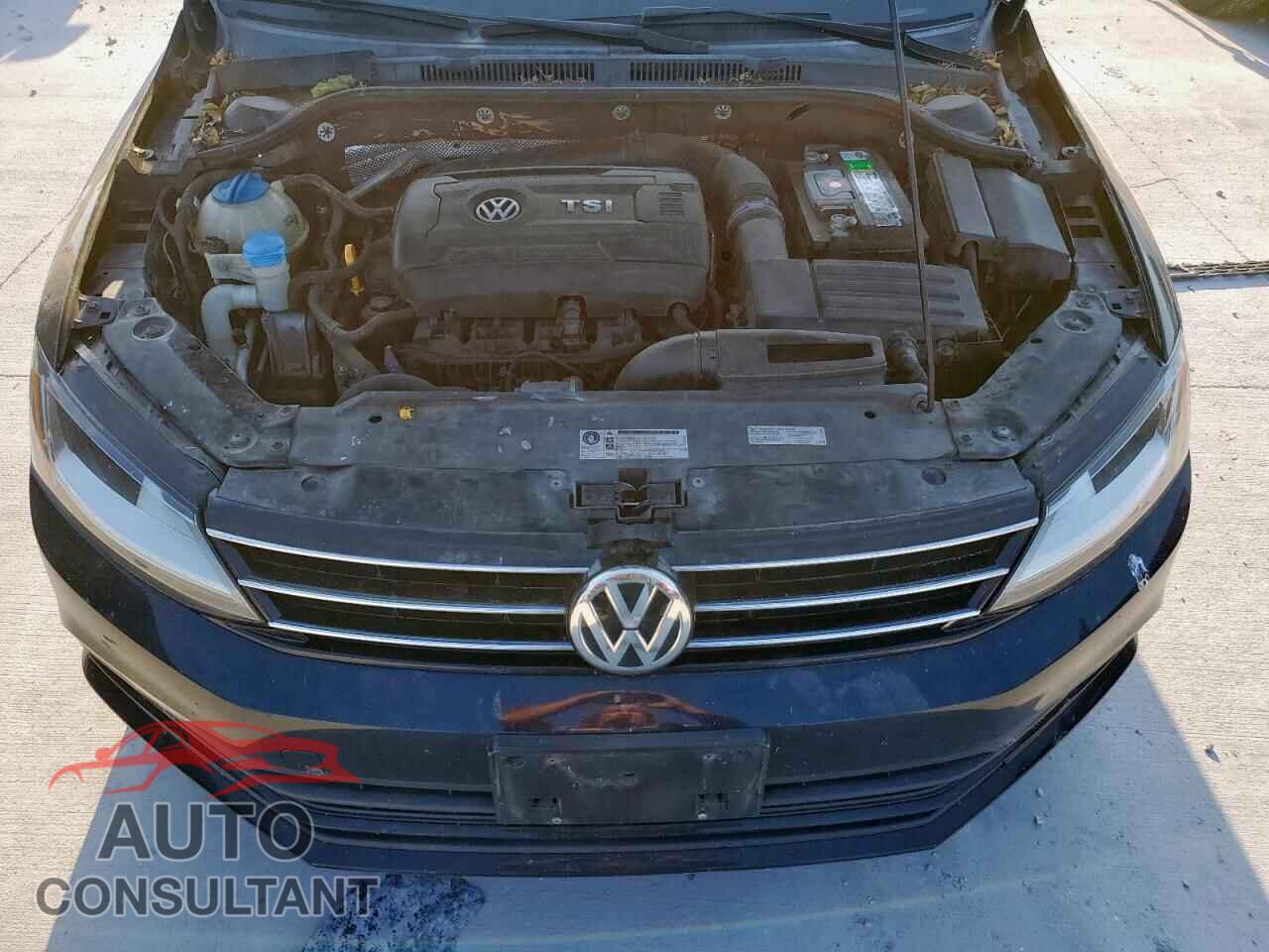 VOLKSWAGEN JETTA 2017 - 3VWL17AJ3HM411778