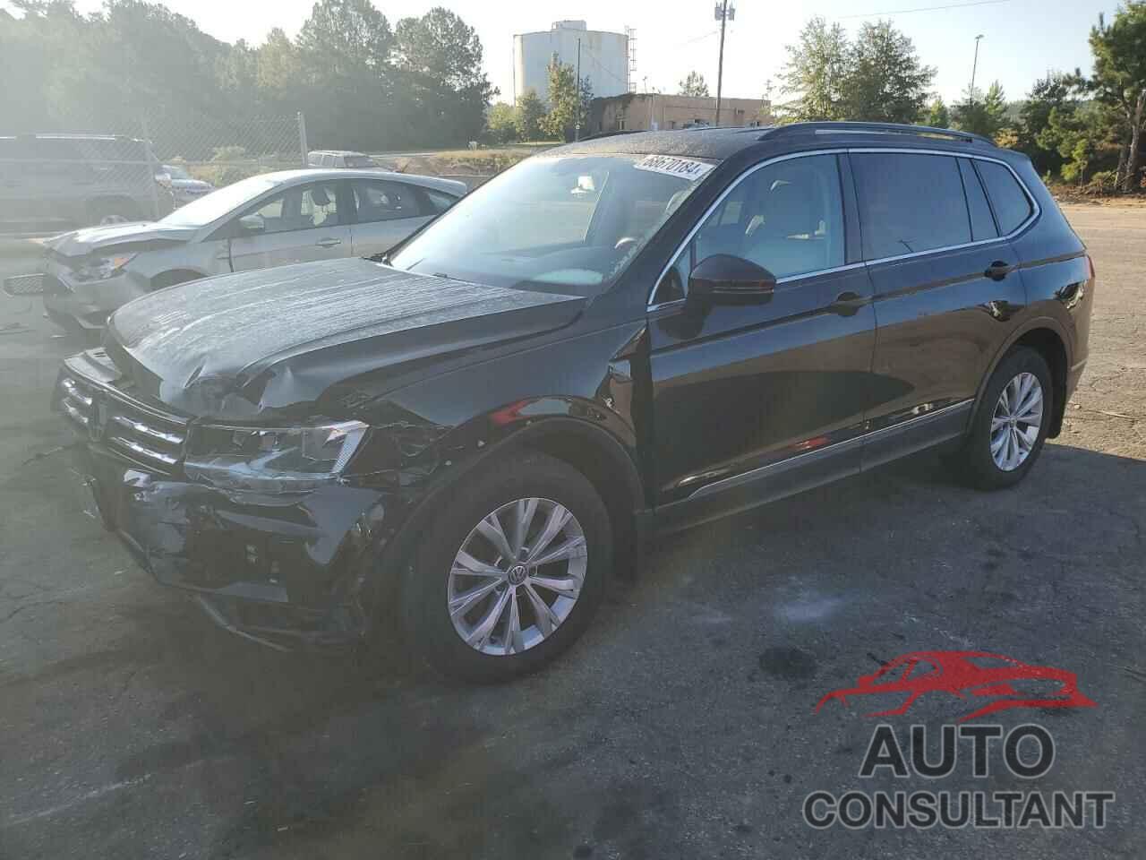 VOLKSWAGEN TIGUAN 2018 - 3VV3B7AXXJM067913