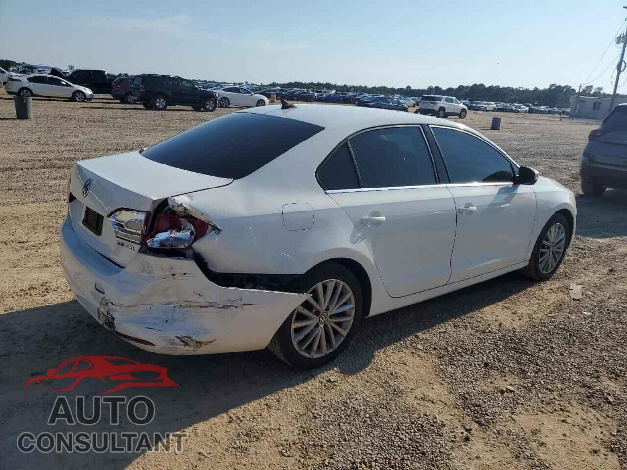 VOLKSWAGEN JETTA 2013 - 3VWLP7AJ2DM256763