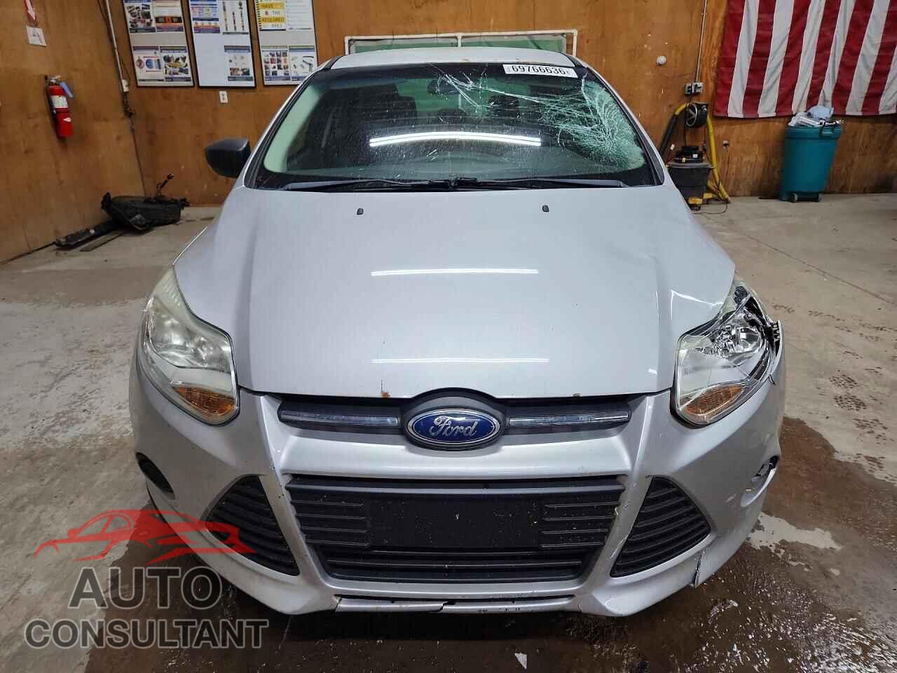 FORD FOCUS 2012 - 1FAHP3E27CL187871