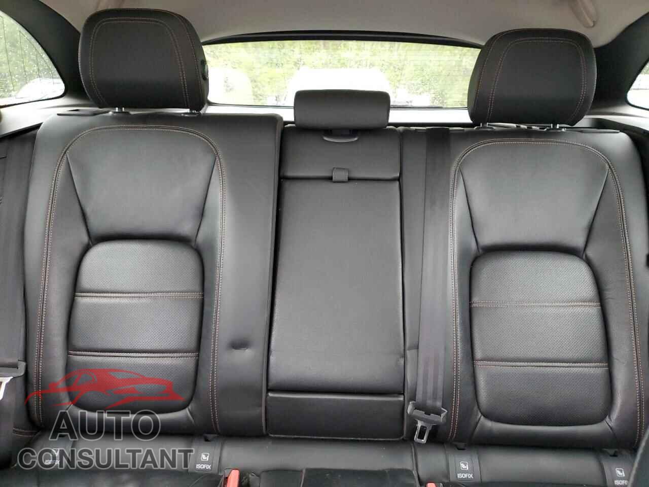 JAGUAR F-PACE 2017 - SADCK2BV9HA063684