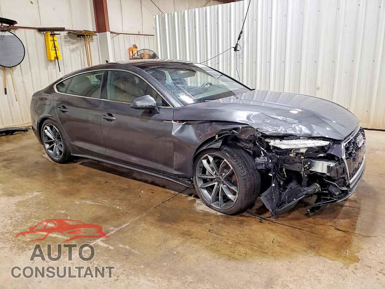 AUDI A5 2024 - WAUFACF55RA114432