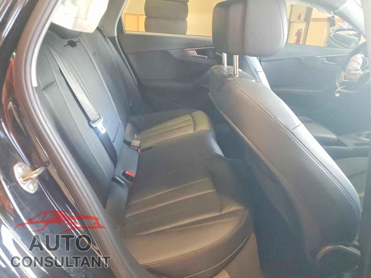 AUDI A4 2017 - WAUDNAF49HN045517
