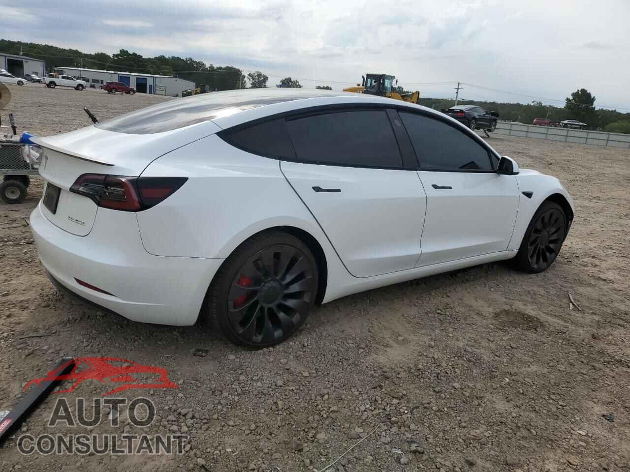 TESLA MODEL 3 2023 - 5YJ3E1EC7PF553084