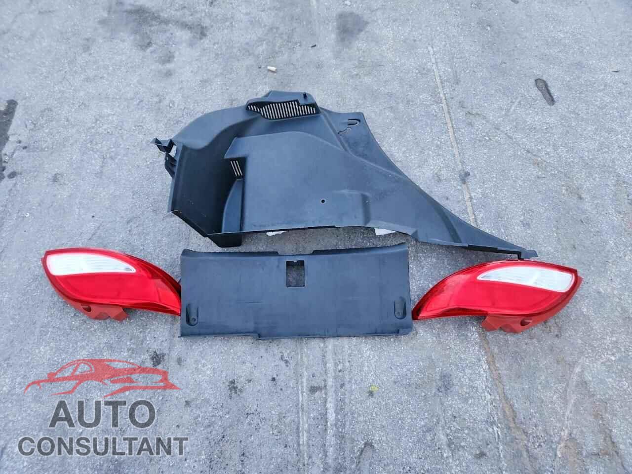 MAZDA 2 2011 - JM1DE1HZ7B0120537
