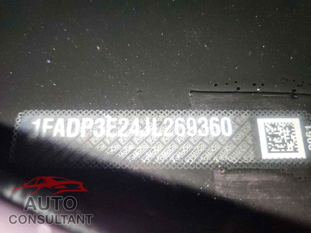 FORD FOCUS 2018 - 1FADP3E24JL269360