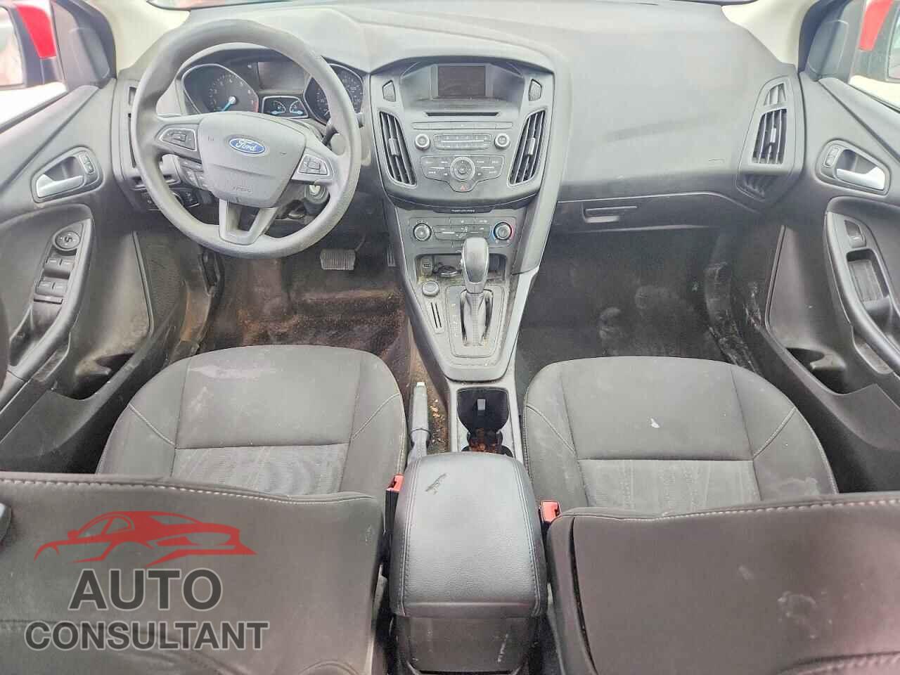 FORD FOCUS 2017 - 1FADP3F29HL222379