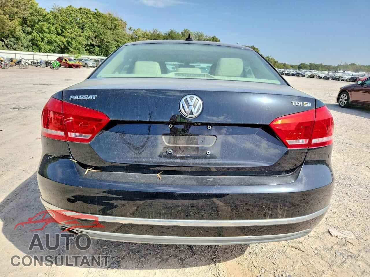 VOLKSWAGEN PASSAT 2014 - 1VWBN7A33EC006258