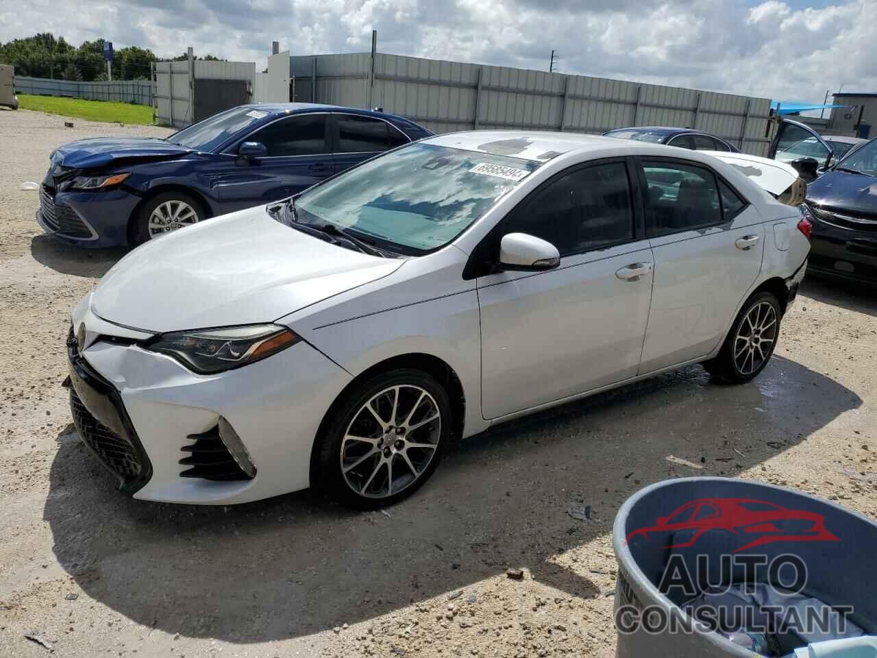 TOYOTA COROLLA 2017 - 5YFBURHE9HP602138