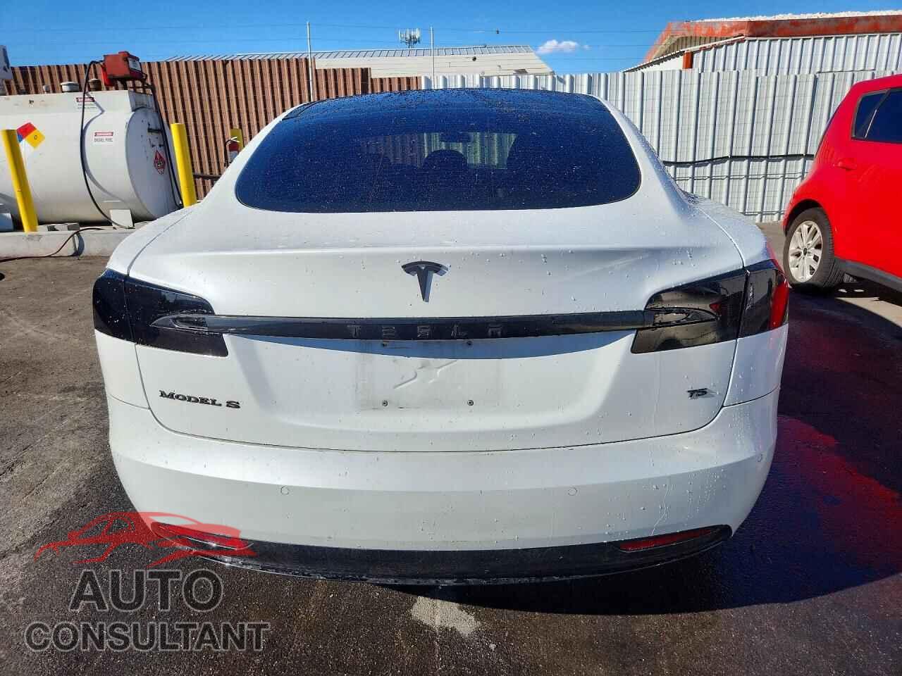 TESLA MODEL S 2017 - 5YJSA1E16HF211424