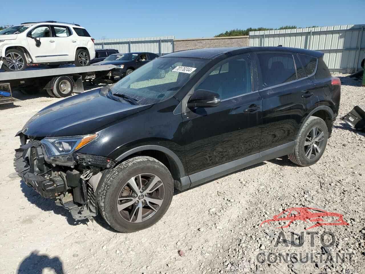 TOYOTA RAV4 2018 - 2T3RFREV2JW802450