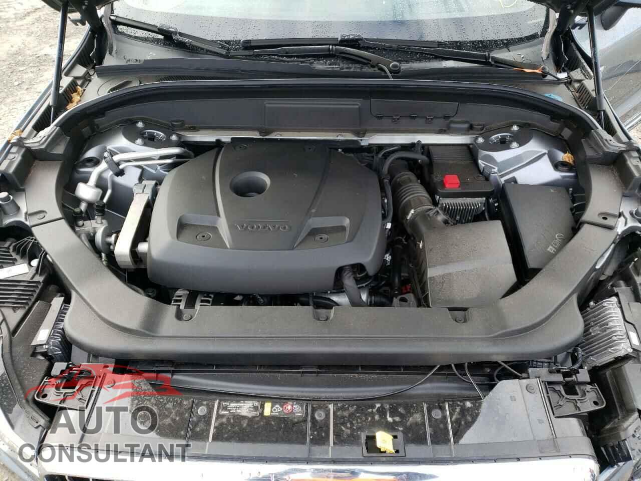 VOLVO XC60 2018 - LYVA22RL3JB110178