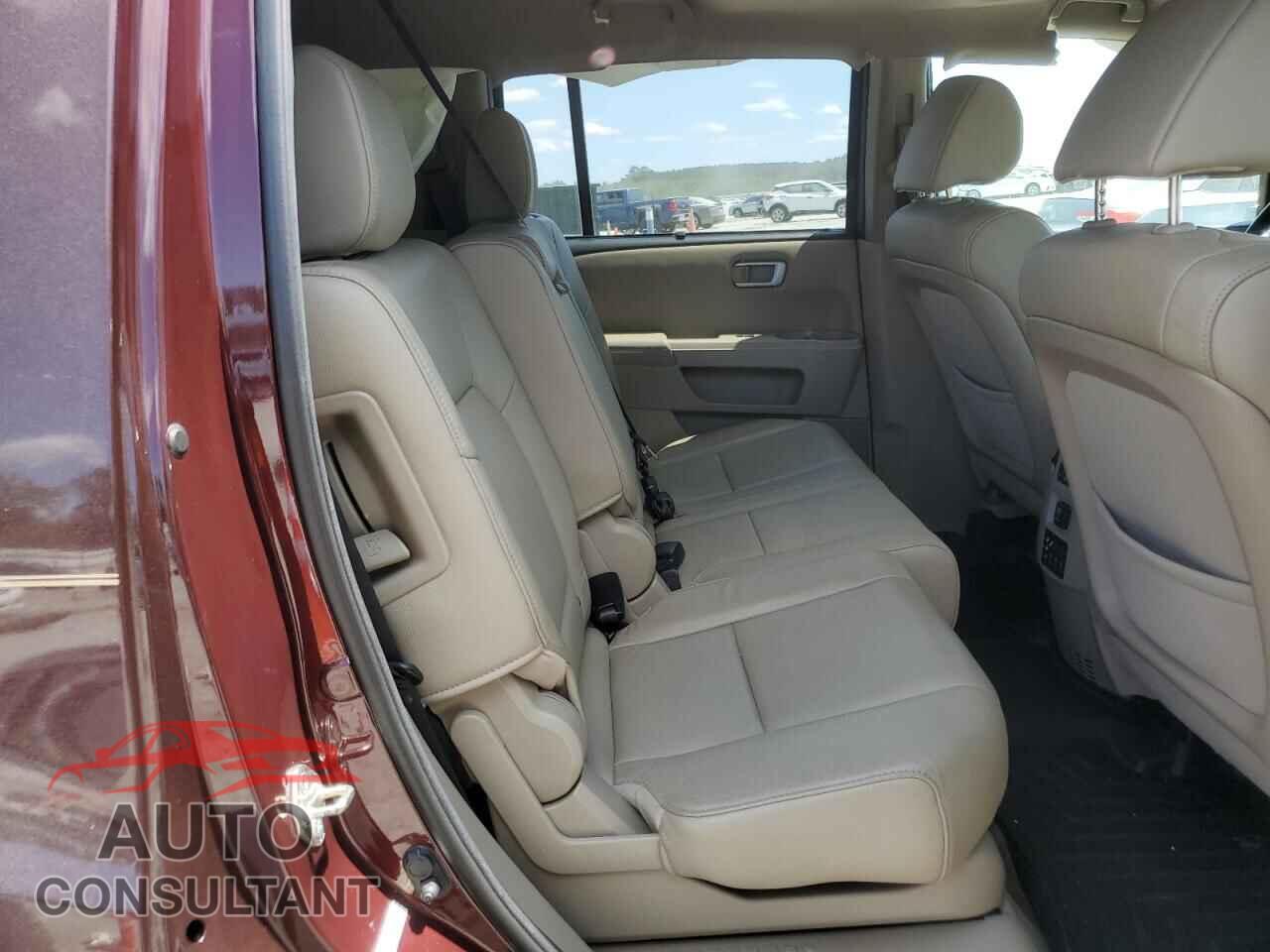 HONDA PILOT 2013 - 5FNYF4H98DB080442