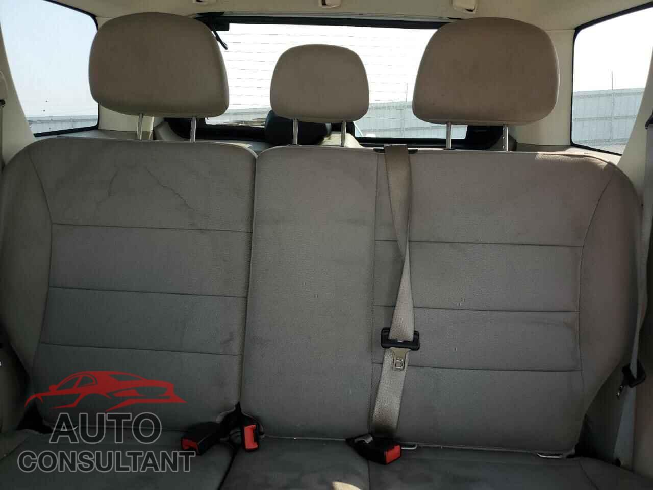 FORD ESCAPE 2010 - 1FMCU9D76AKB44022