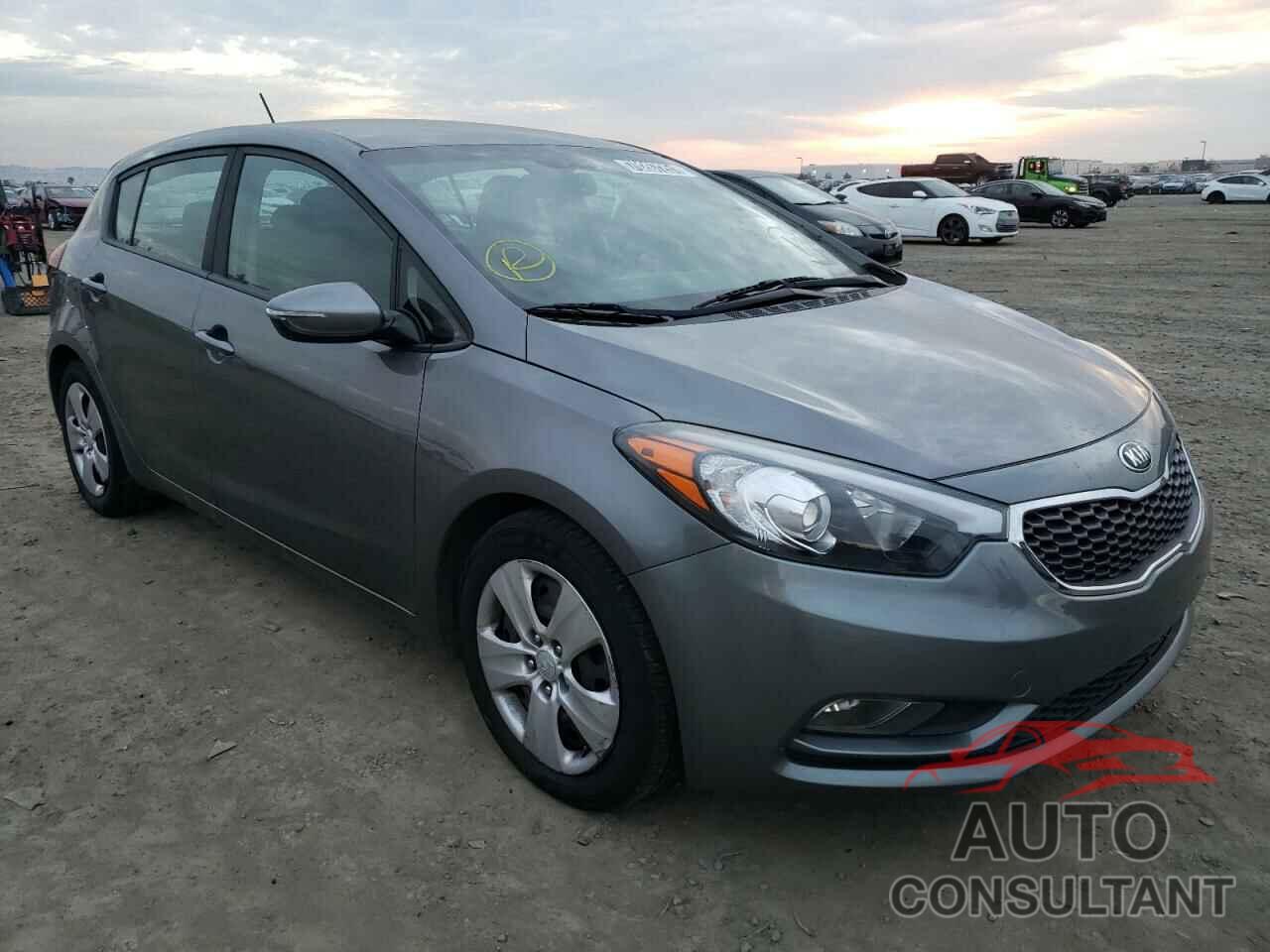 KIA FORTE 2016 - KNAFK5A8XG5639003