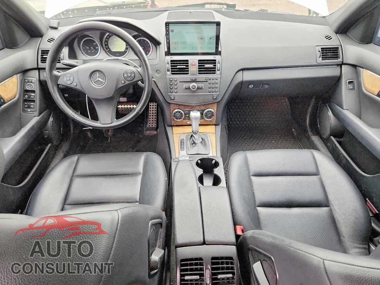 MERCEDES-BENZ C-CLASS 2011 - WDDGF8FB4BA488554