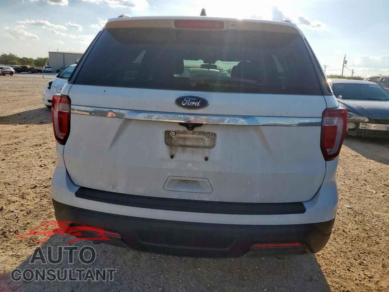 FORD EXPLORER 2018 - 1FM5K7B86JGB88314
