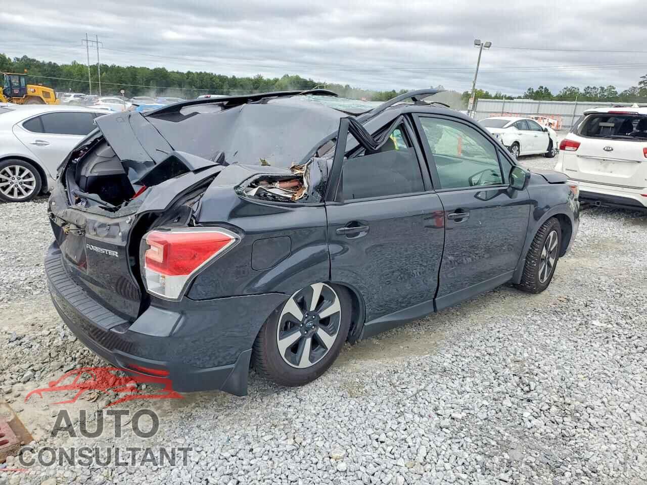 SUBARU FORESTER 2018 - JF2SJAGC2JH578892
