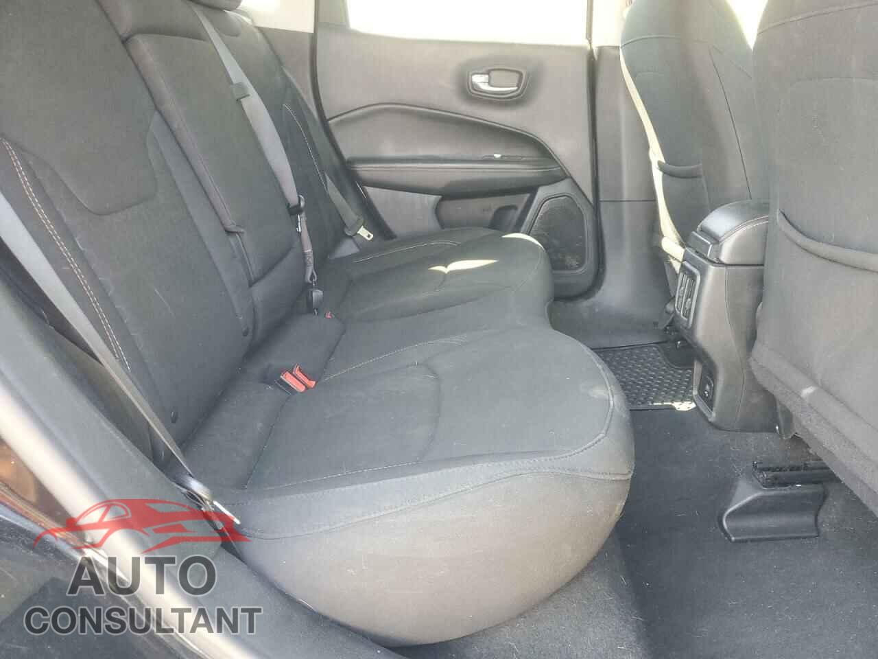 JEEP COMPASS 2020 - 3C4NJCAB8LT230252