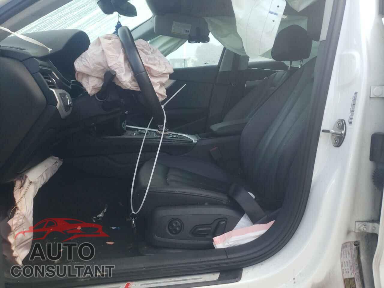 AUDI A4 2018 - WAUKMAF40JA173961