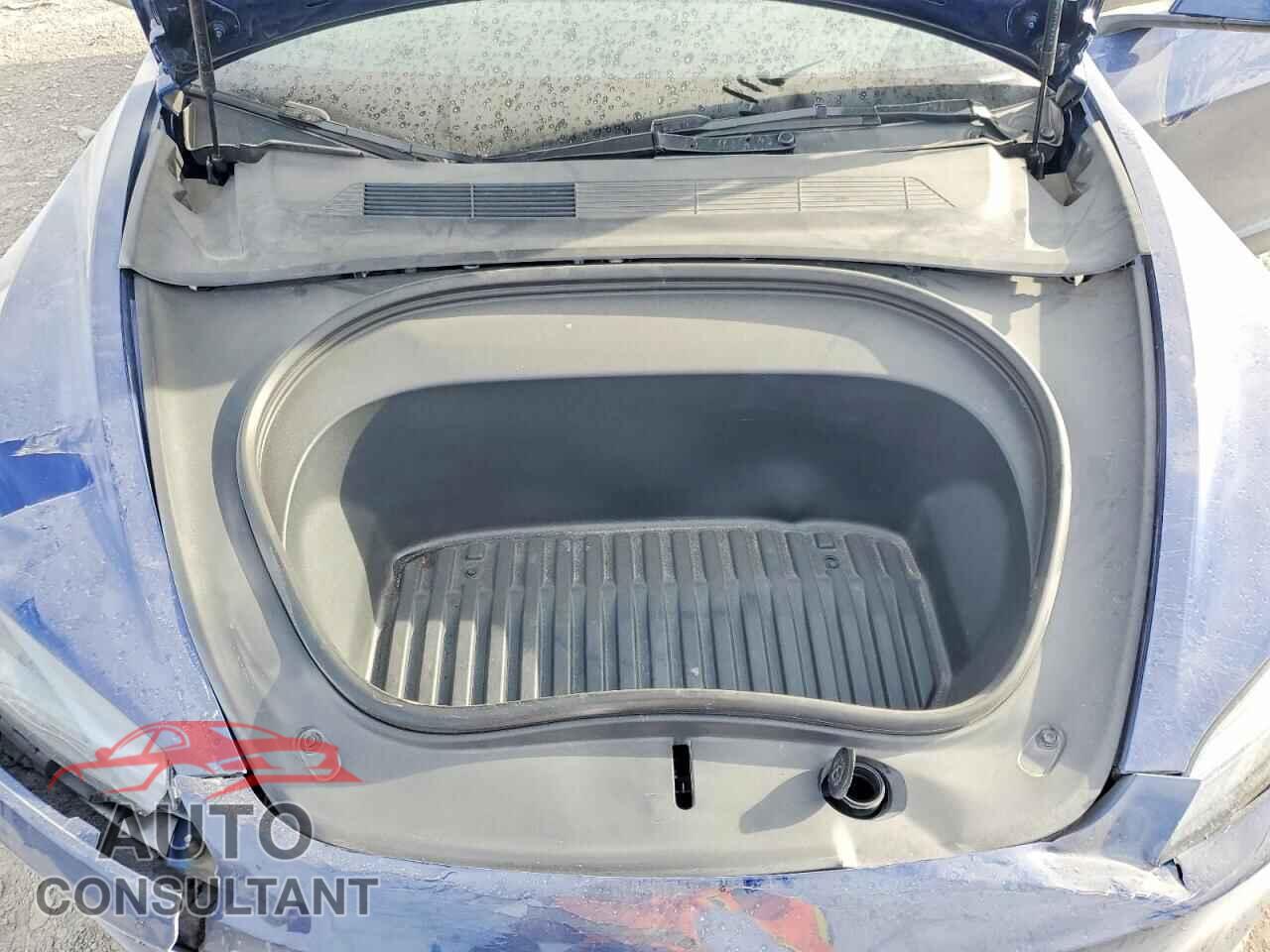 TESLA MODEL 3 2025 - 5YJ3E1EA9SF080182