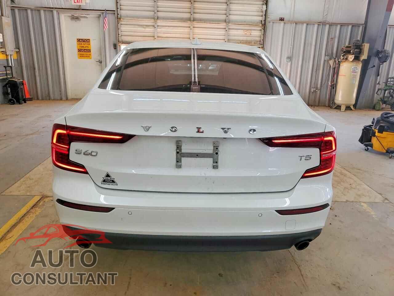 VOLVO S60 2020 - 7JR102FK3LG045679