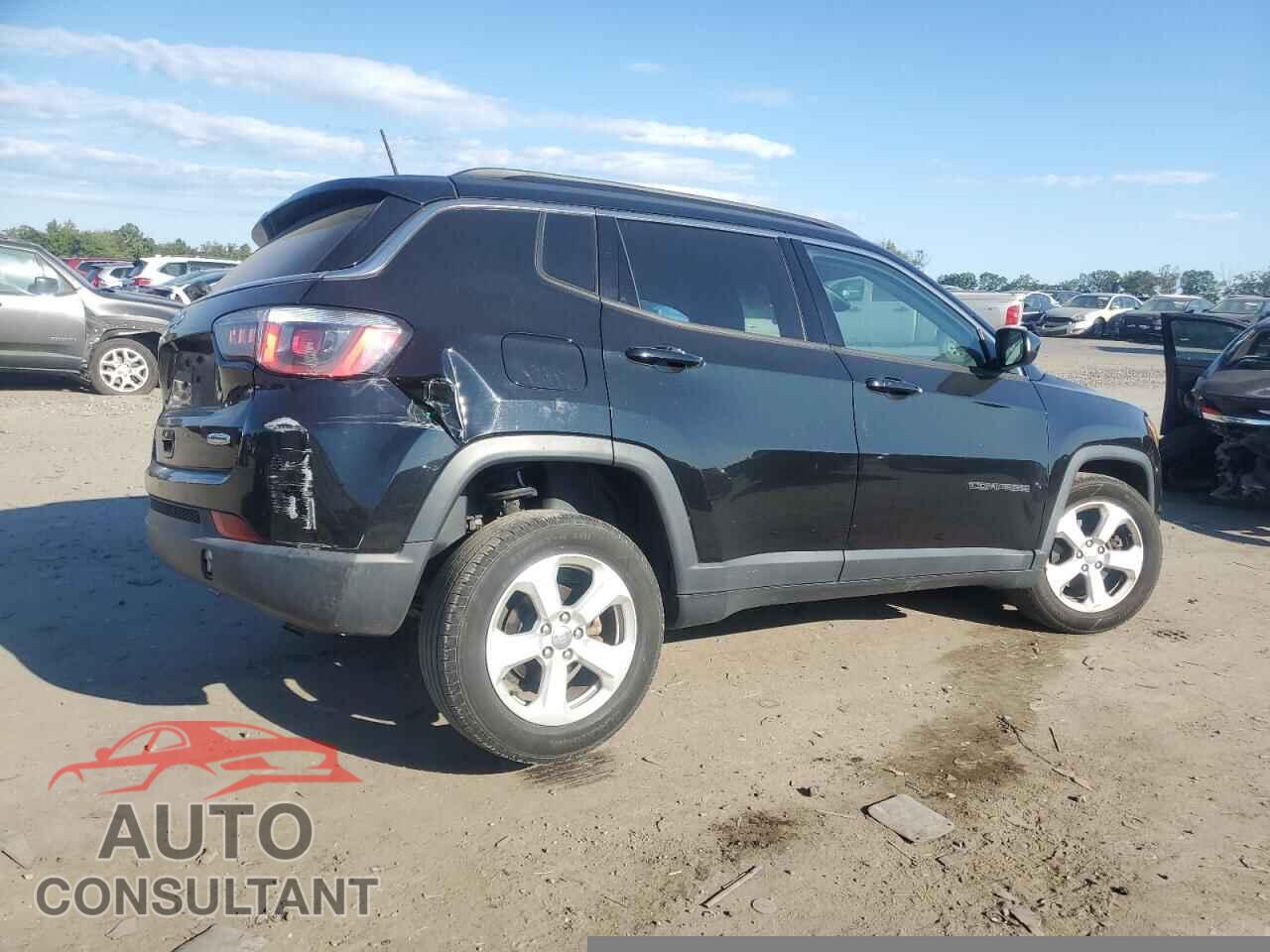 JEEP COMPASS 2017 - 3C4NJDBB8HT660911