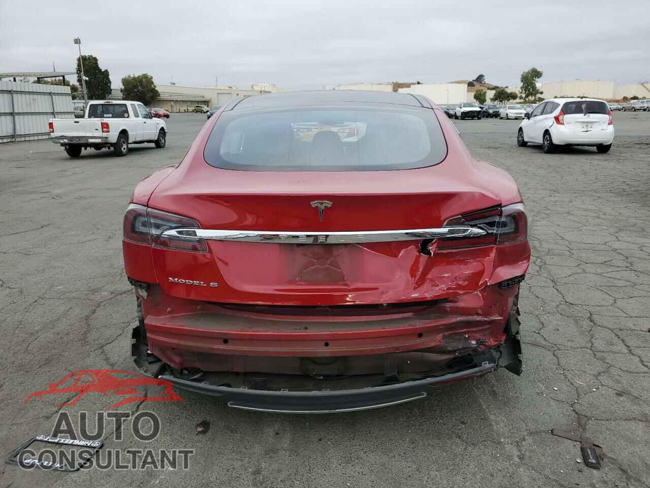 TESLA MODEL S 2015 - 5YJSA1V27FF098749