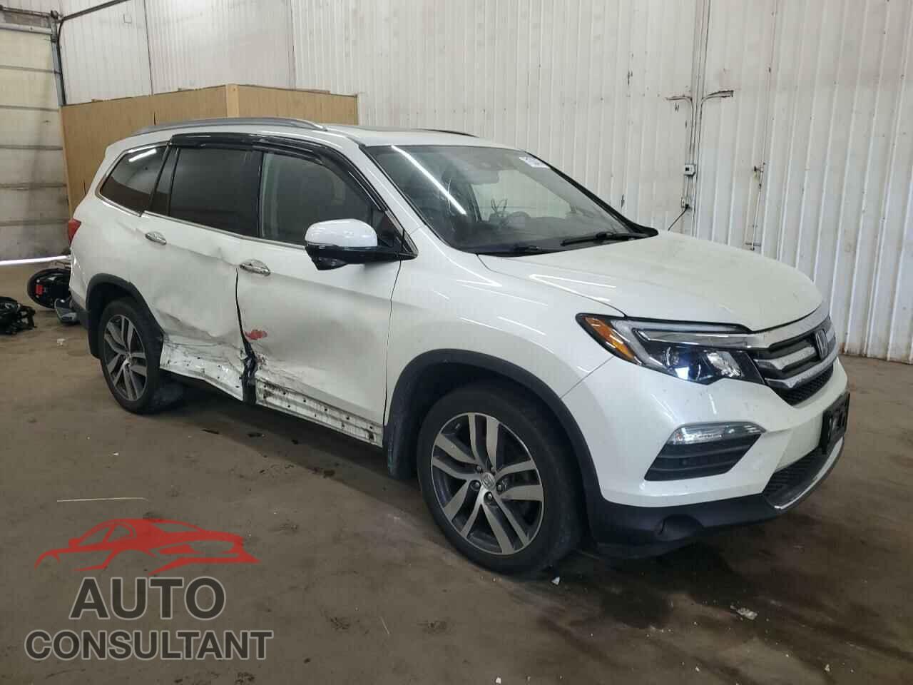 HONDA PILOT 2017 - 5FNYF6H96HB089397