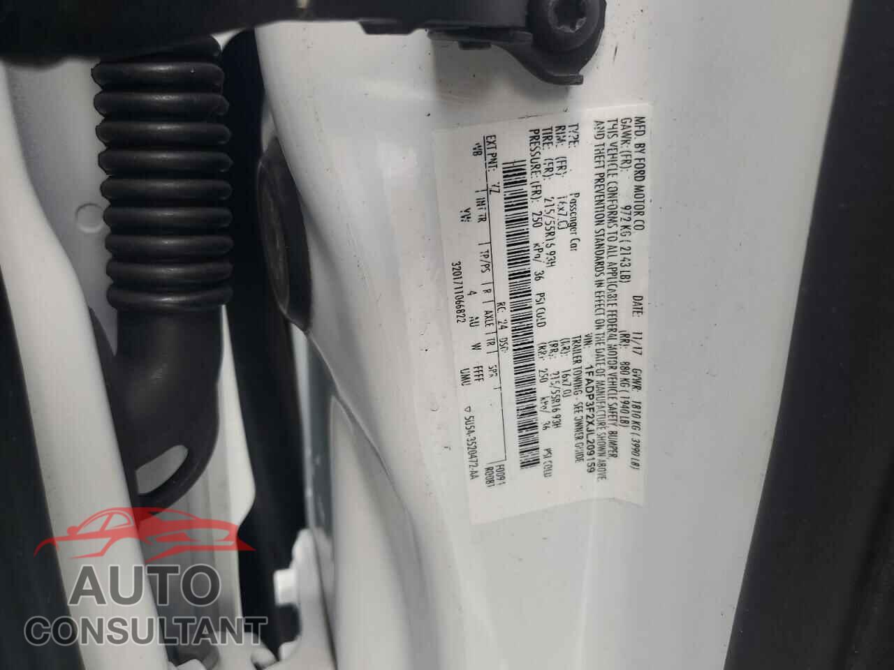 FORD FOCUS 2018 - 1FADP3F2XJL209159