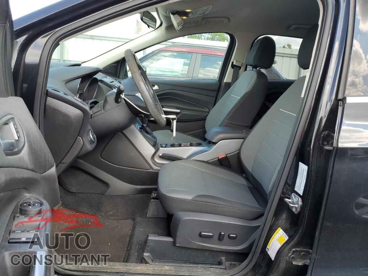 FORD ESCAPE 2015 - 1FMCU9G96FUB60066