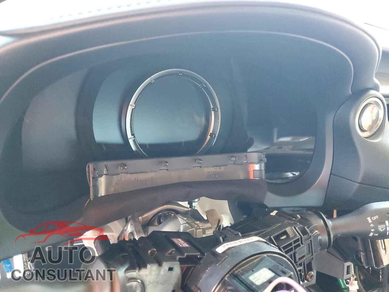LEXUS IS 2023 - JTHAP1D25P5002243