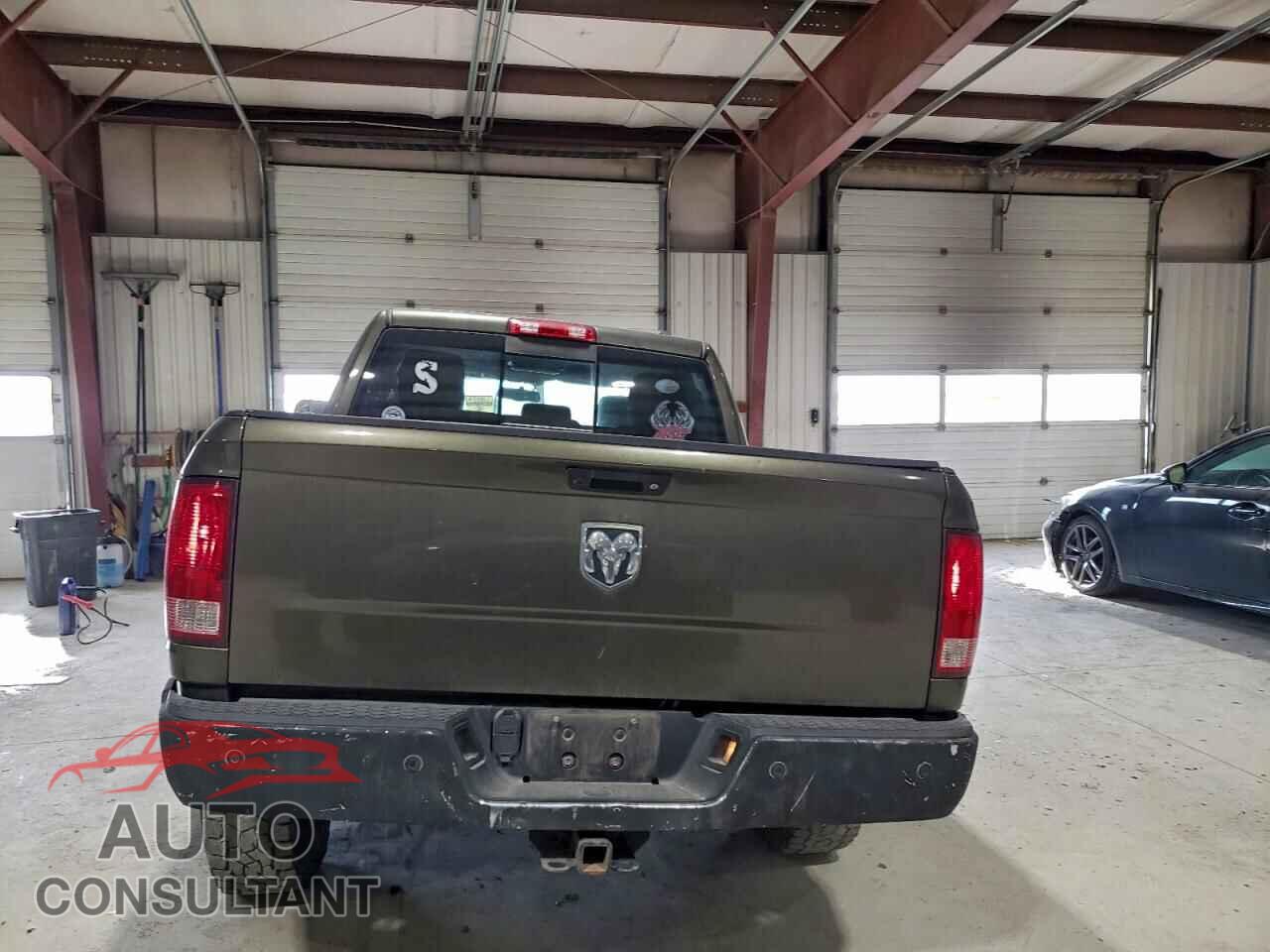 DODGE RAM 1500 2012 - 1C6RD7LT8CS153834