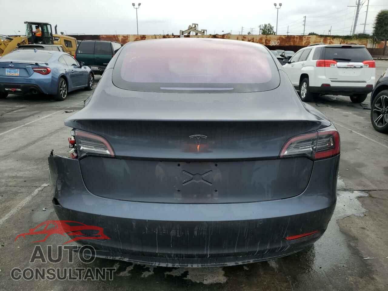 TESLA MODEL 3 2018 - 5YJ3E1EA2JF004012