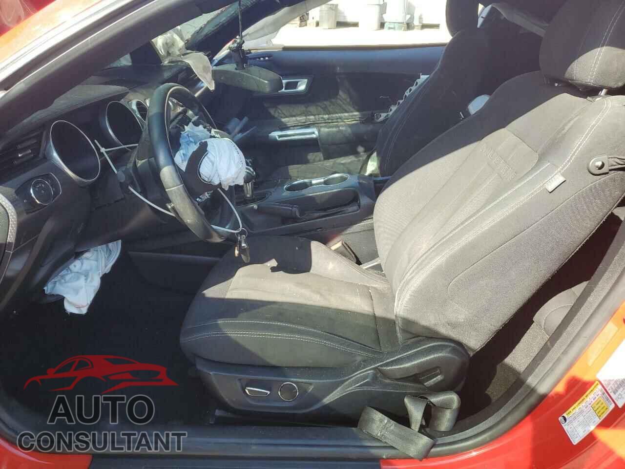 FORD MUSTANG 2019 - 1FA6P8CF3K5204422