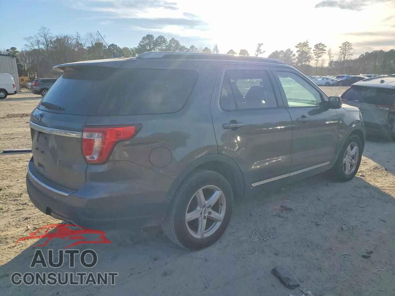FORD EXPLORER 2018 - 1FM5K7D84JGB83481